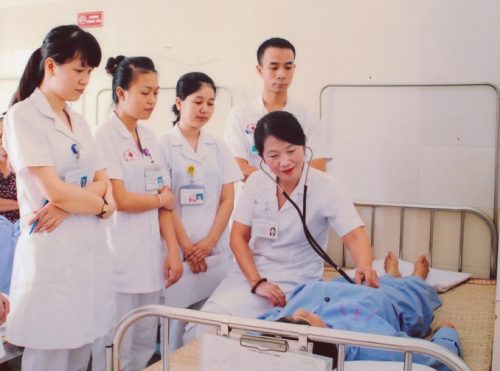 Quy trình khám bệnh ở Bệnh viện Đại học Y Hà Nội và đặt lịch khám.