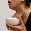 Nghẹn có phải là dấu hiệu của bệnh tim mạch?