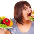 Chế độ dinh dưỡng tốt nhất cho người thừa cân béo phì